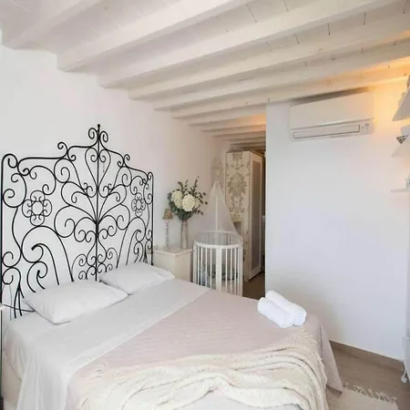 Traditional House In Mykonos Centre דירה